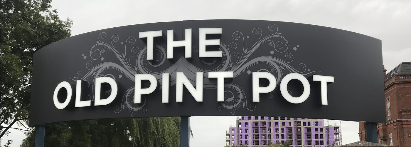 2019 09 12 The Old Pint Pot Sign