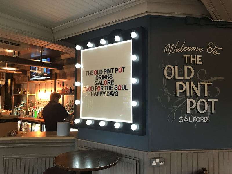 2019 09 12 The Old Pint Pot Signage