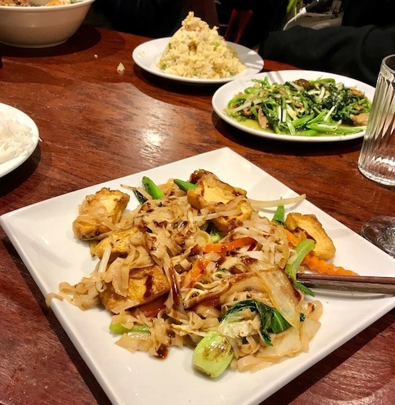 10 02 2019 Viet Guy Flat Noodles Tofu Kr Jpg